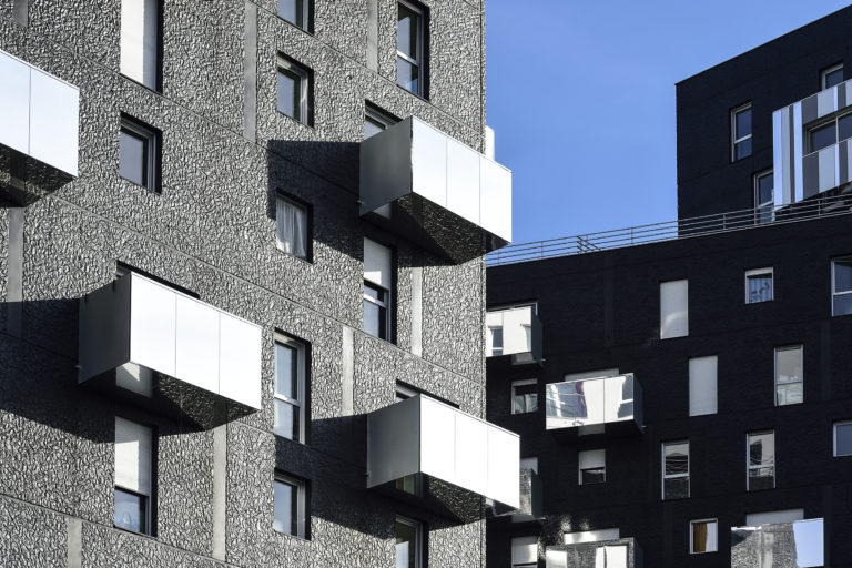 Logements, Ivry-sur-Seine, RATP Habitat. Architectes : Myriam Szwarc, cabinet BDVA, cabinet BVFG